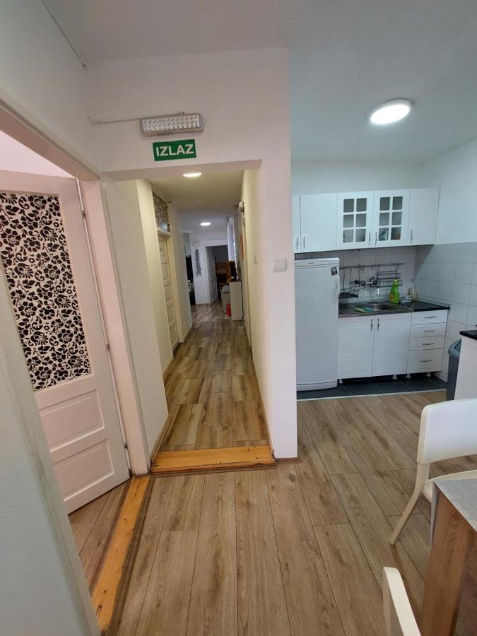 Hostel Inn Downtown Belgrade Extérieur photo