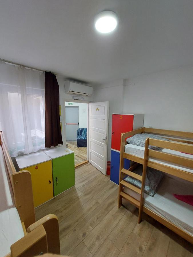 Hostel Inn Downtown Belgrade Extérieur photo