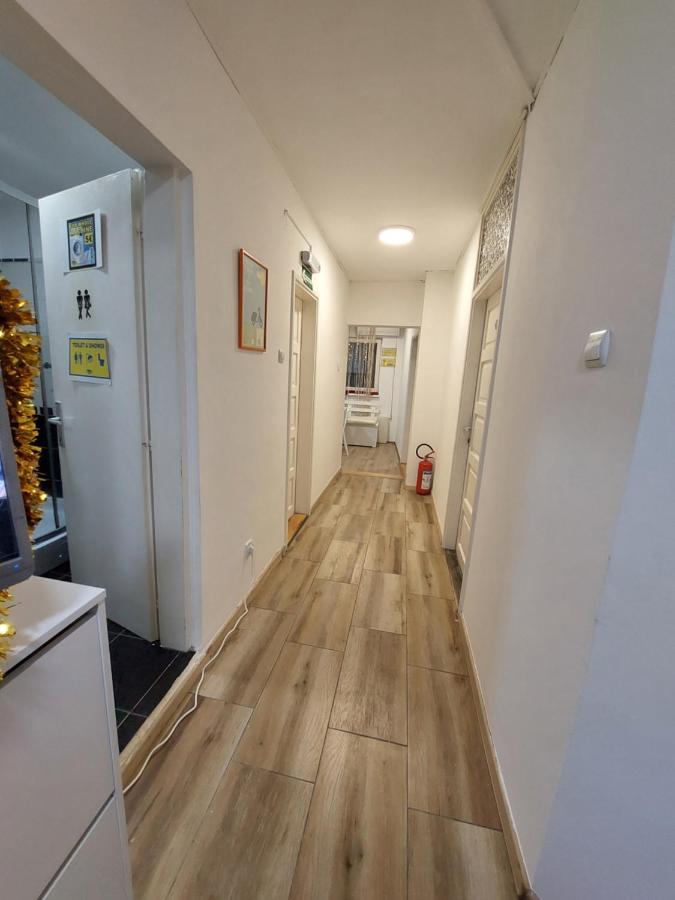 Hostel Inn Downtown Belgrade Extérieur photo