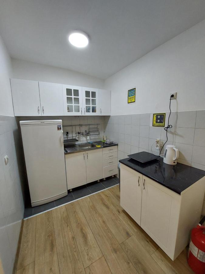 Hostel Inn Downtown Belgrade Extérieur photo