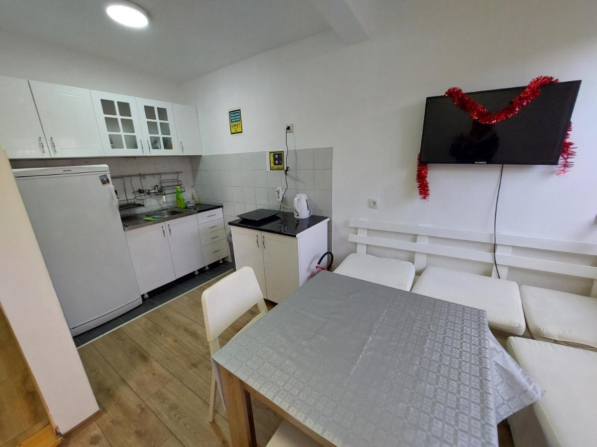 Hostel Inn Downtown Belgrade Extérieur photo