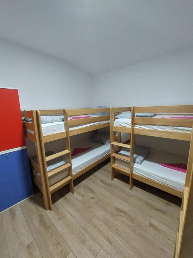 Hostel Inn Downtown Belgrade Extérieur photo