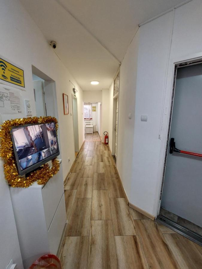 Hostel Inn Downtown Belgrade Extérieur photo