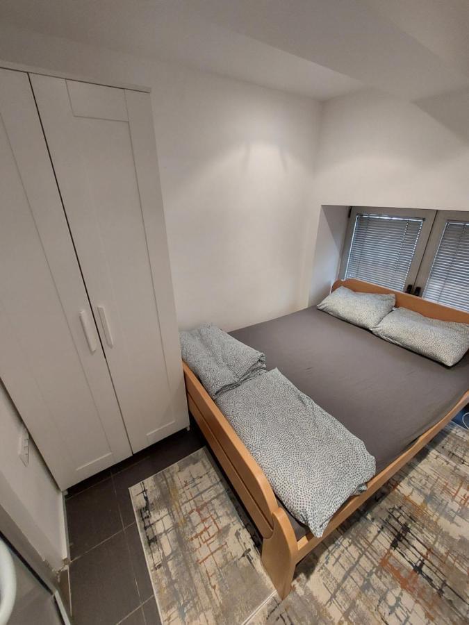 Hostel Inn Downtown Belgrade Extérieur photo