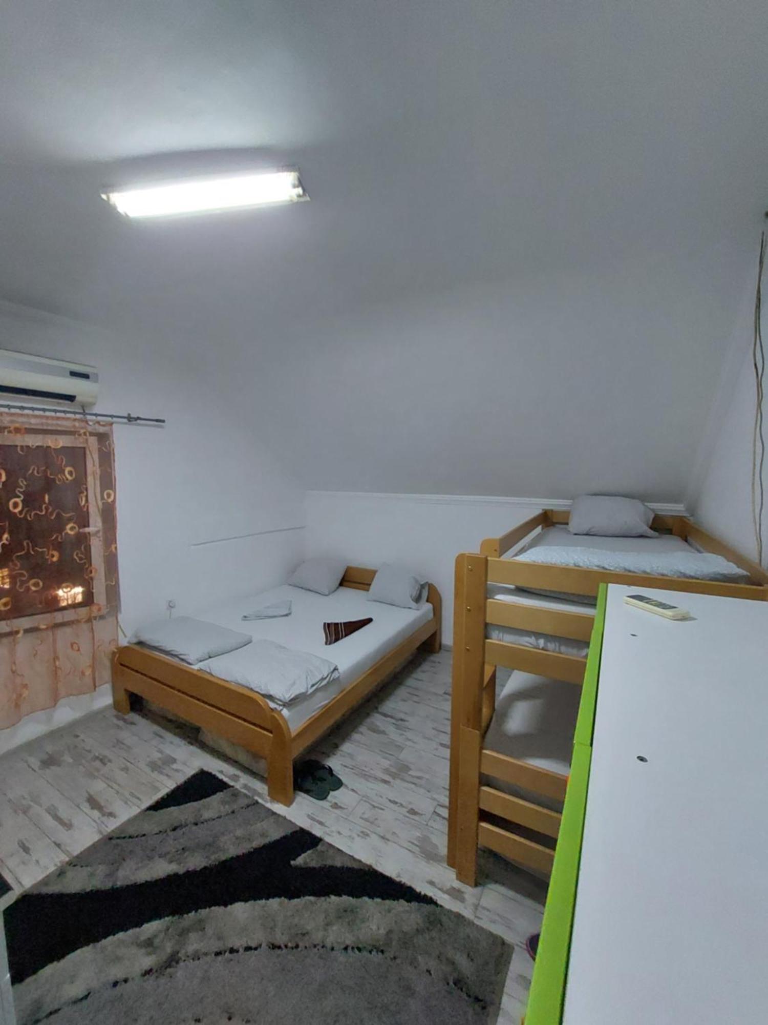 Hostel Inn Downtown Belgrade Extérieur photo