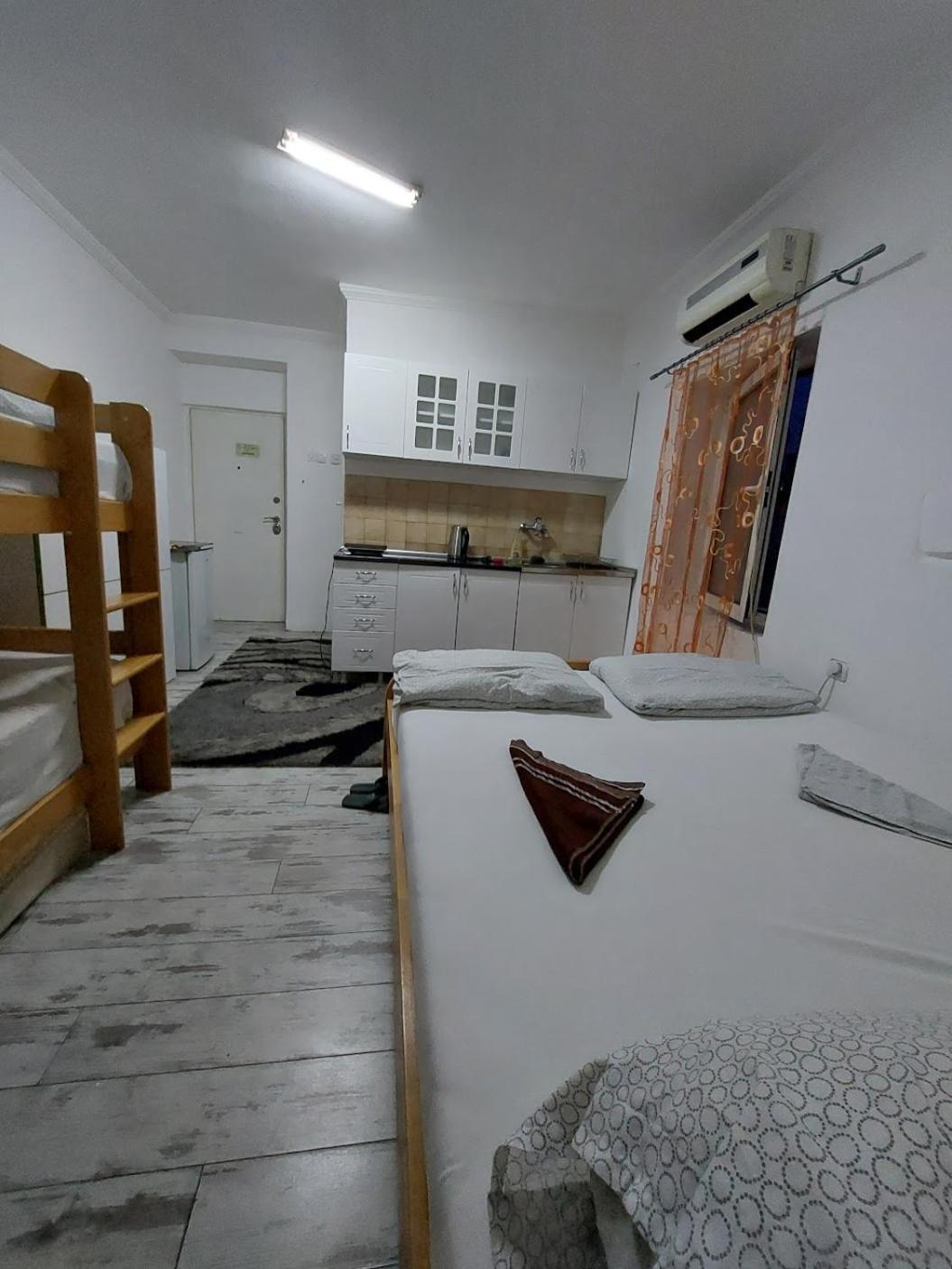 Hostel Inn Downtown Belgrade Extérieur photo