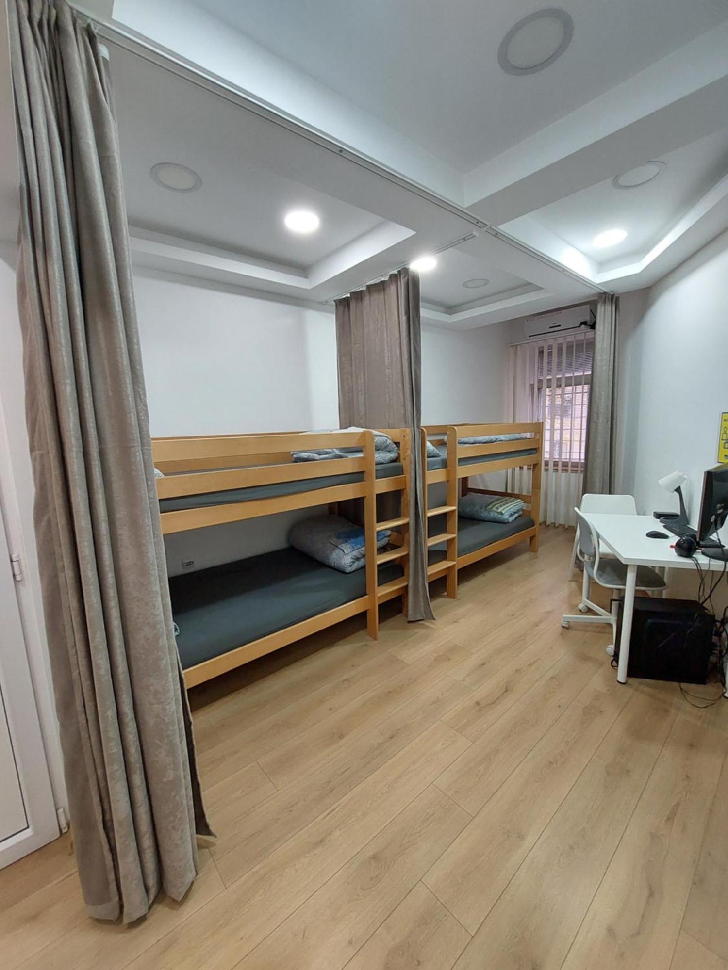 Hostel Inn Downtown Belgrade Extérieur photo