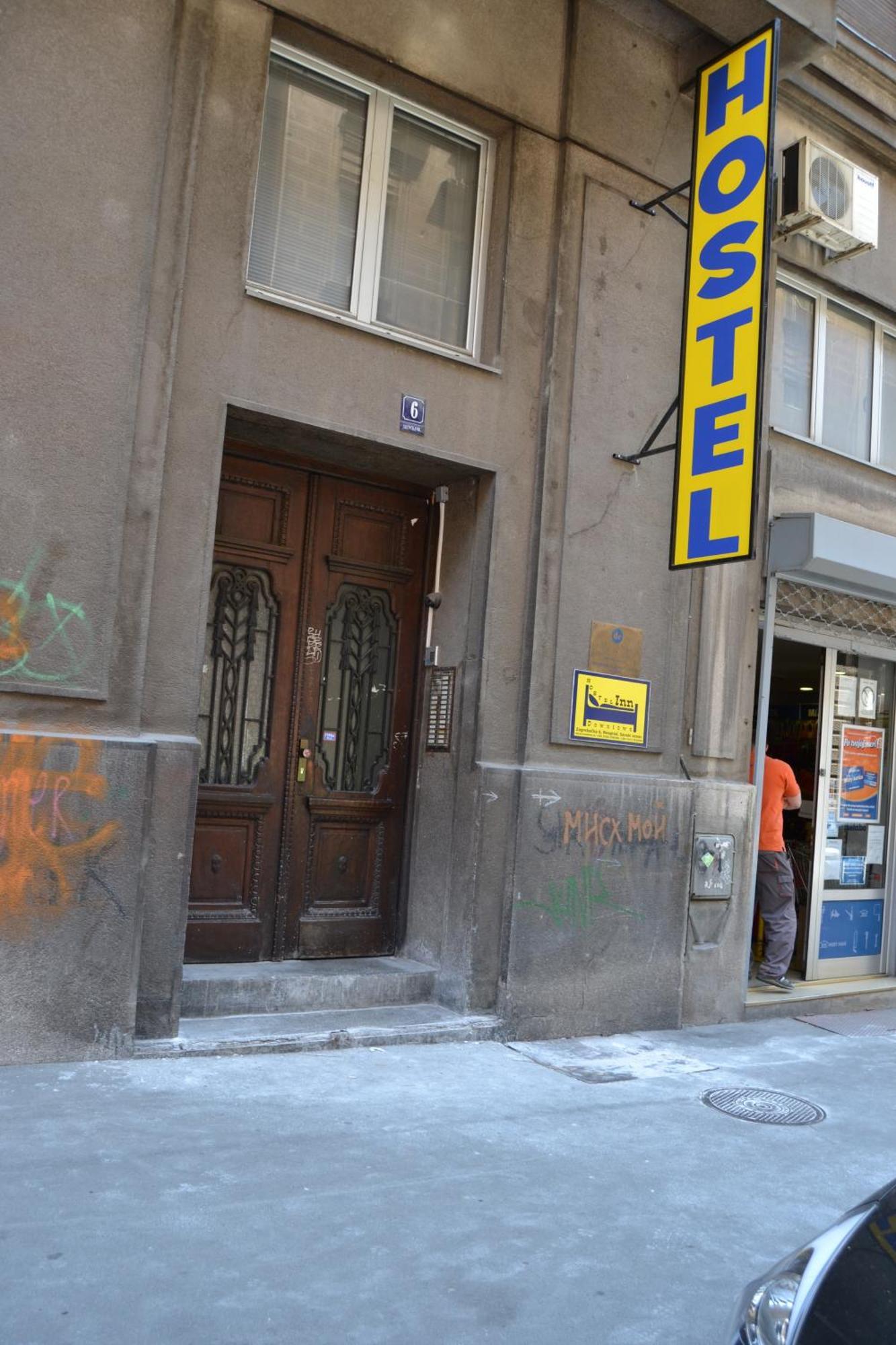 Hostel Inn Downtown Belgrade Extérieur photo