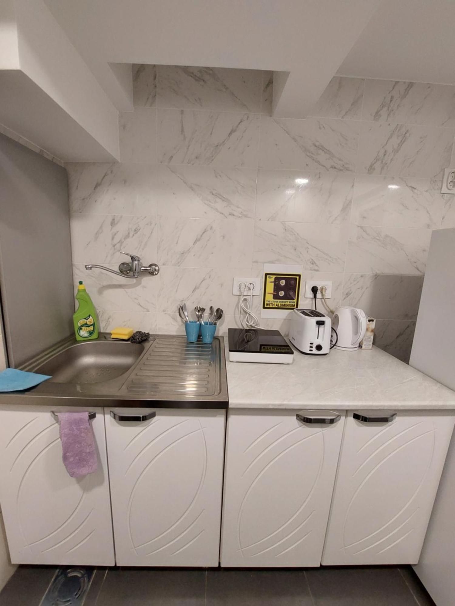 Hostel Inn Downtown Belgrade Chambre photo