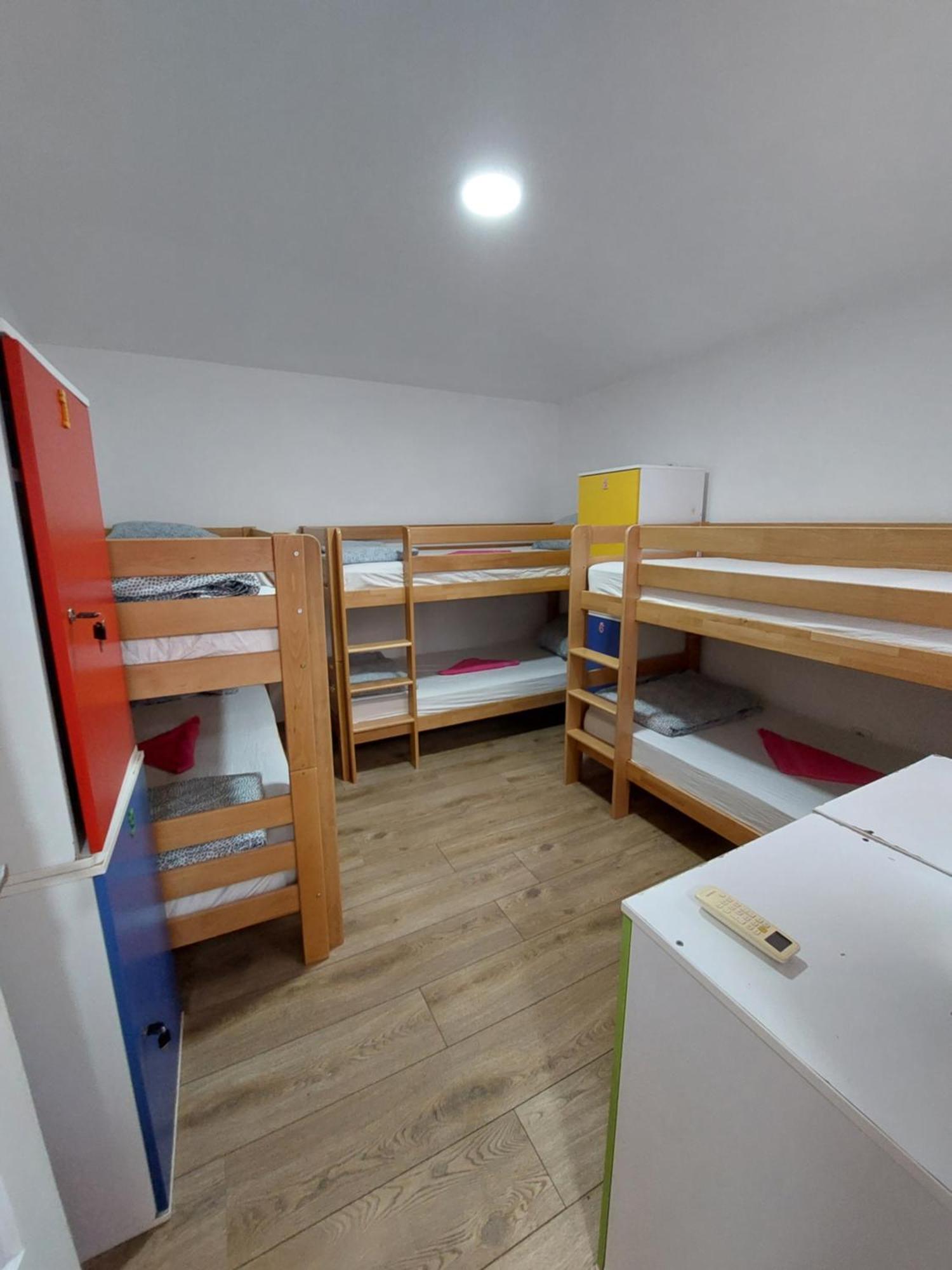 Hostel Inn Downtown Belgrade Extérieur photo