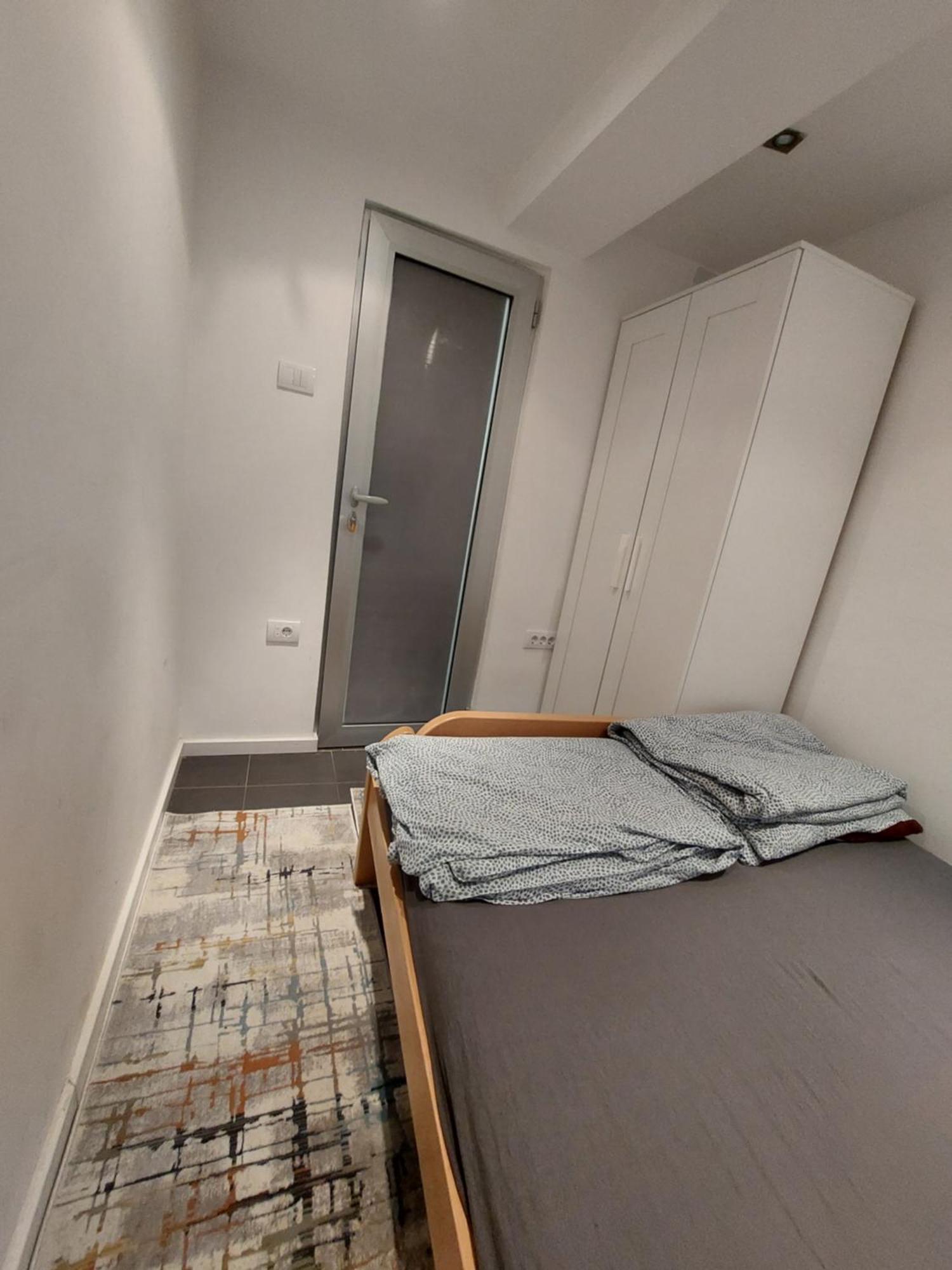 Hostel Inn Downtown Belgrade Extérieur photo
